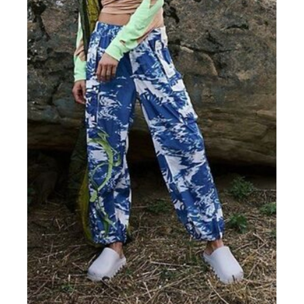Free People Movement‎ Women Pants XS NWT Colorburst Hiking Embroidered Cargo
